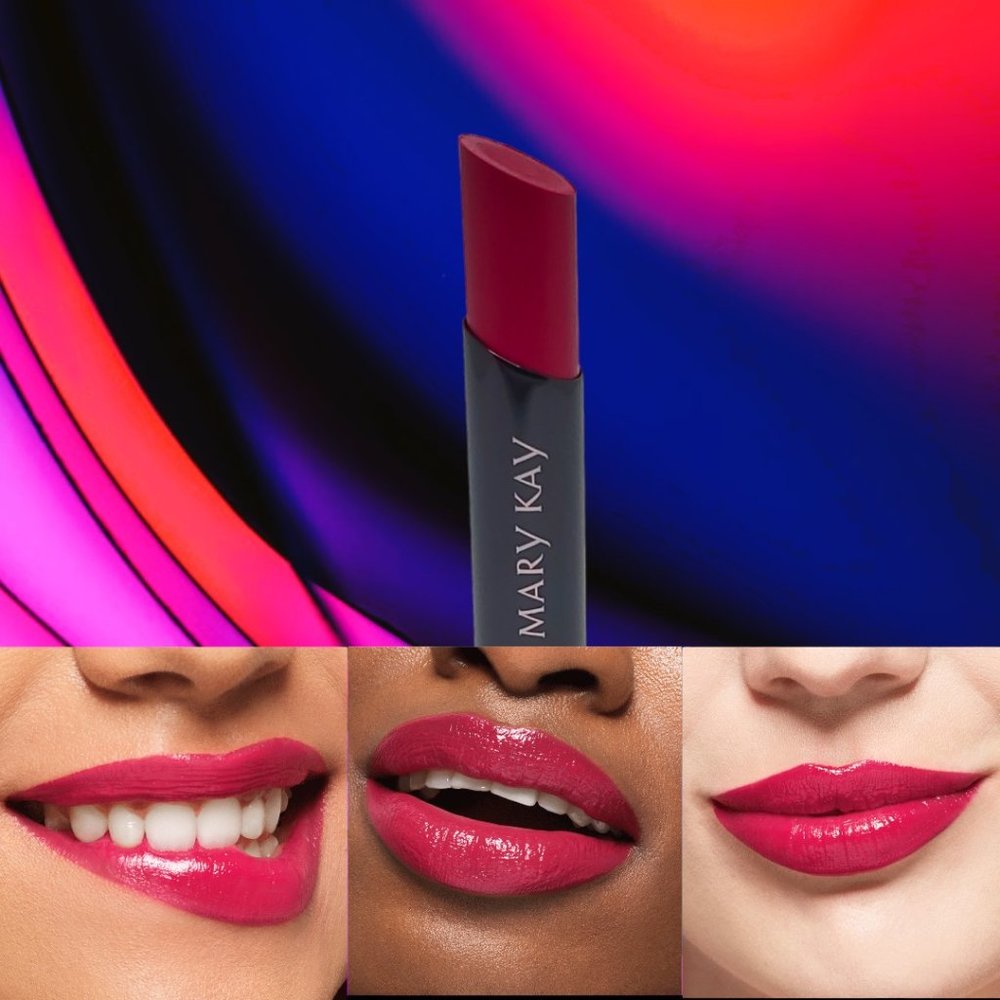 DISCONTINUED!  Fuchsia Dream Supreme Hydrating Lipstick - Mary Kay